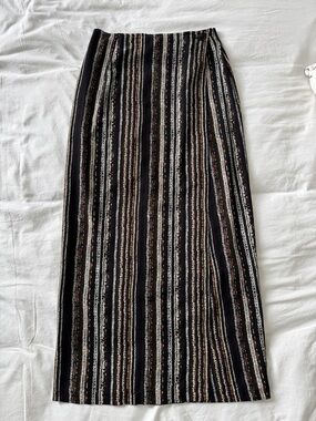 Vintage patterned maxi skirt - approximately size XS